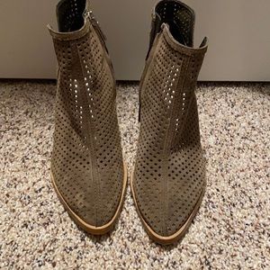 Brown boots